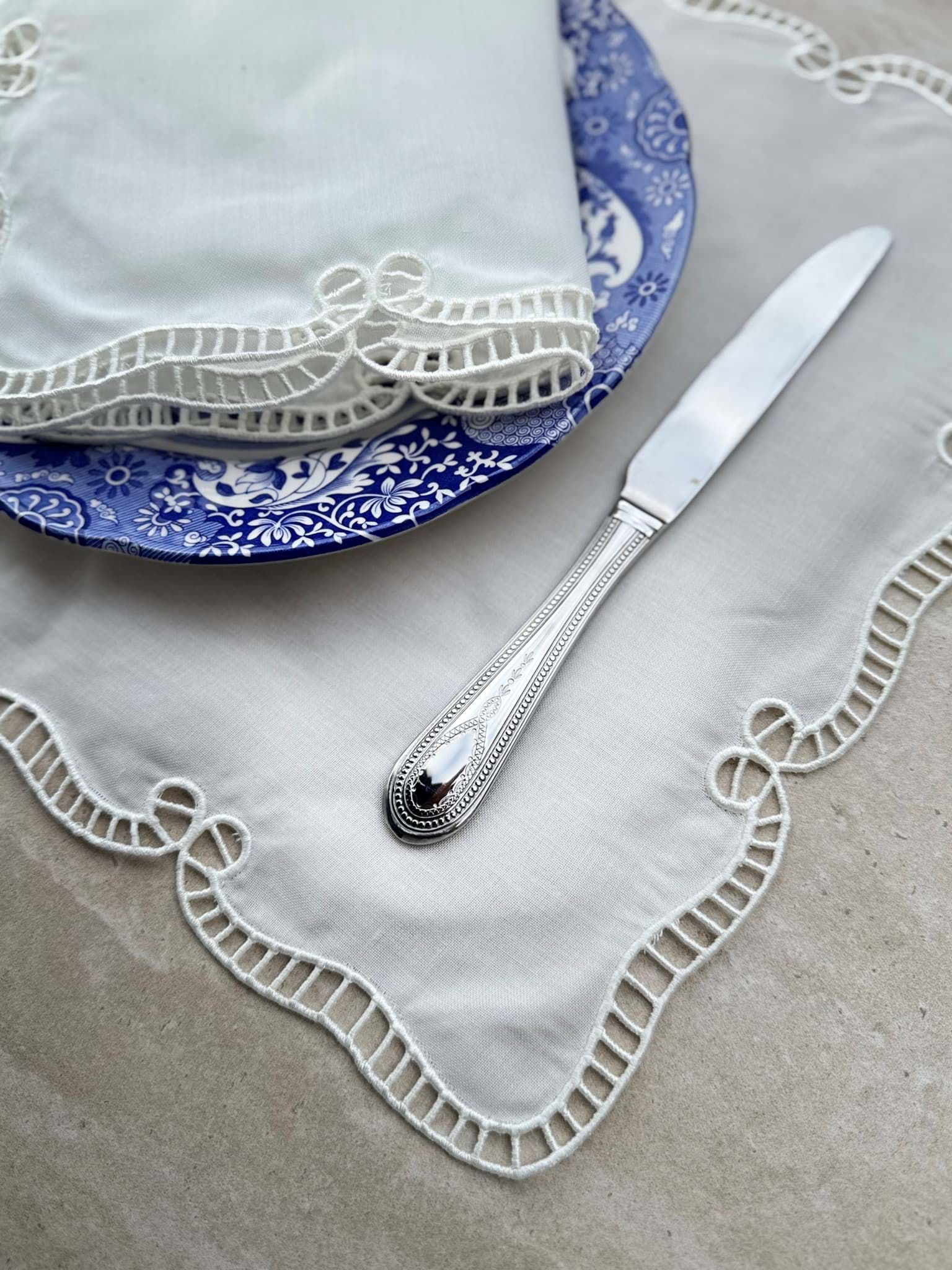 Beyaz İş Amerikan Servis resmi