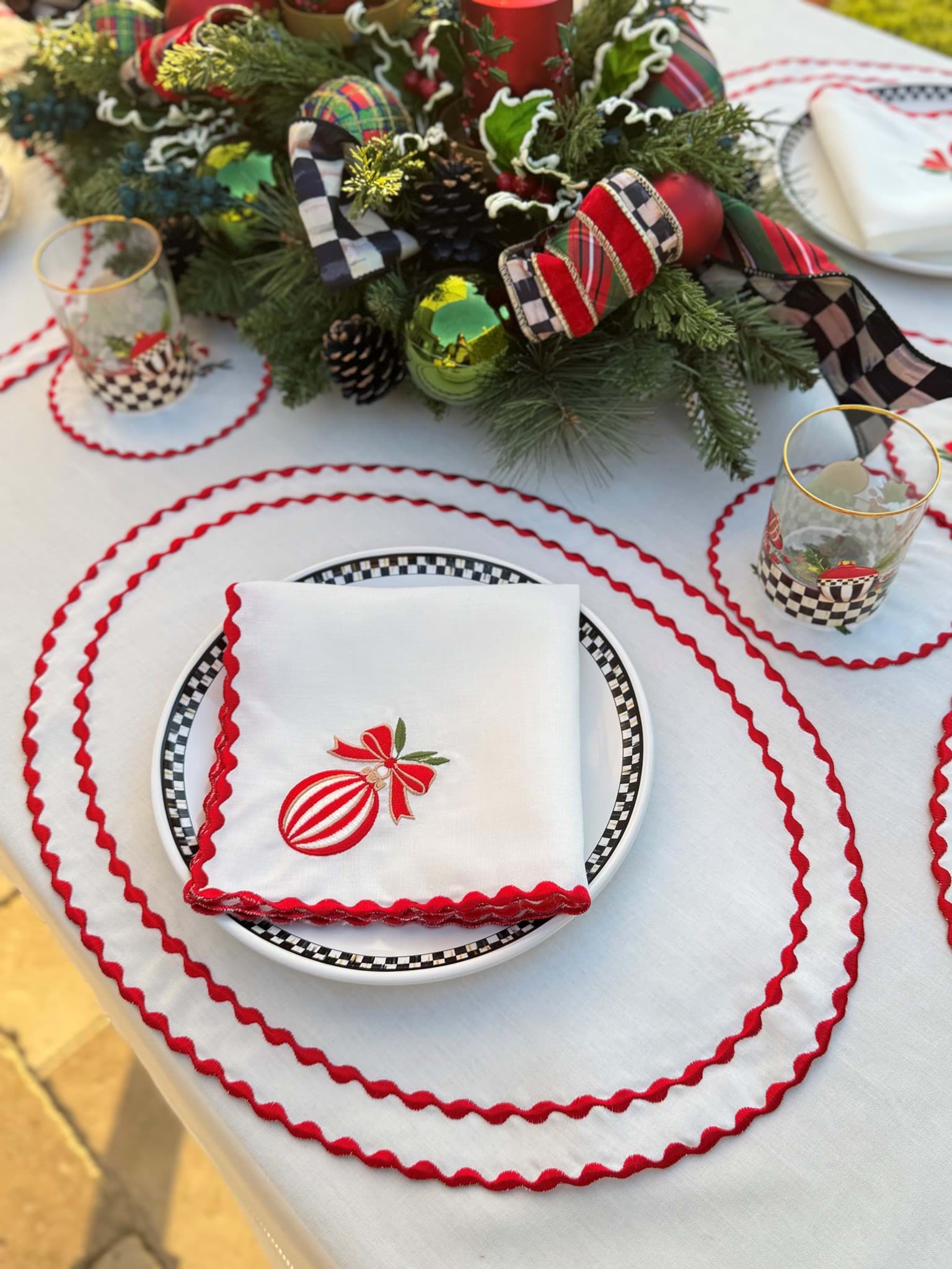 Jolly Amerikan Servis resmi